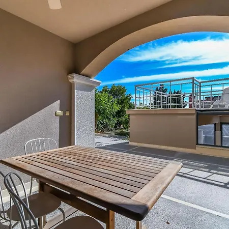 Iveta Apartment Trogir